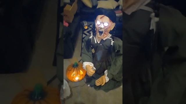 lunging pumpkin carver (DEMO) смотреть онлайн