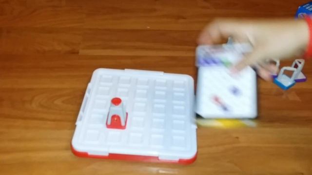 Lazer Maze Review | Super Epic Review Guy смотреть онлайн