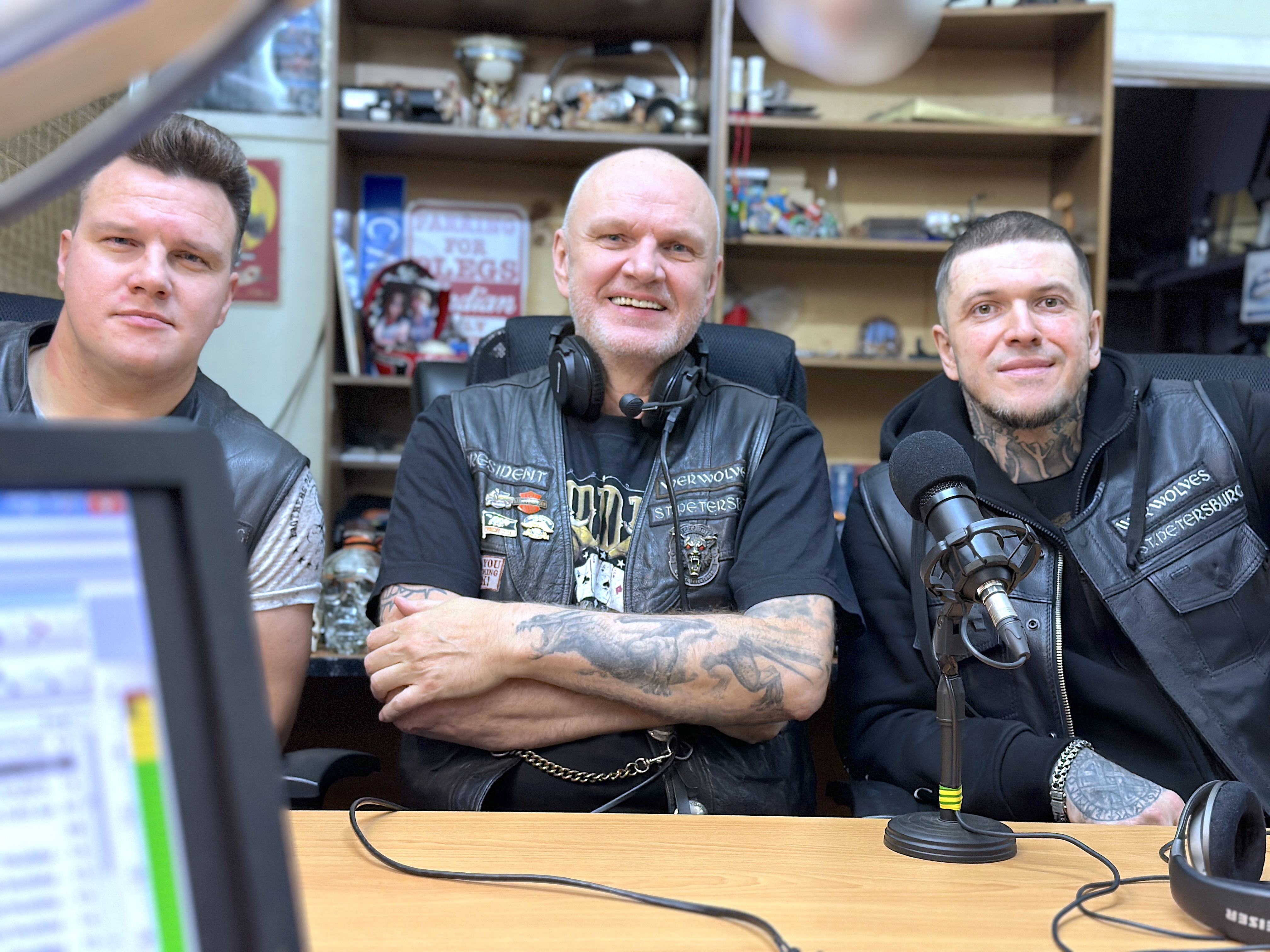 Мотоциклисты мотоклуба Werwolves MC дали интервью МОТОРАДИО.