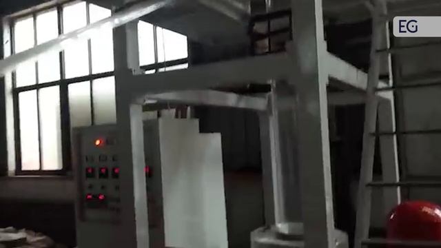 Экструдер для производства полиэтиленовой пленки SJ55-800 смотреть онлайн