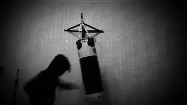 Бью грушу смотреть онлайн