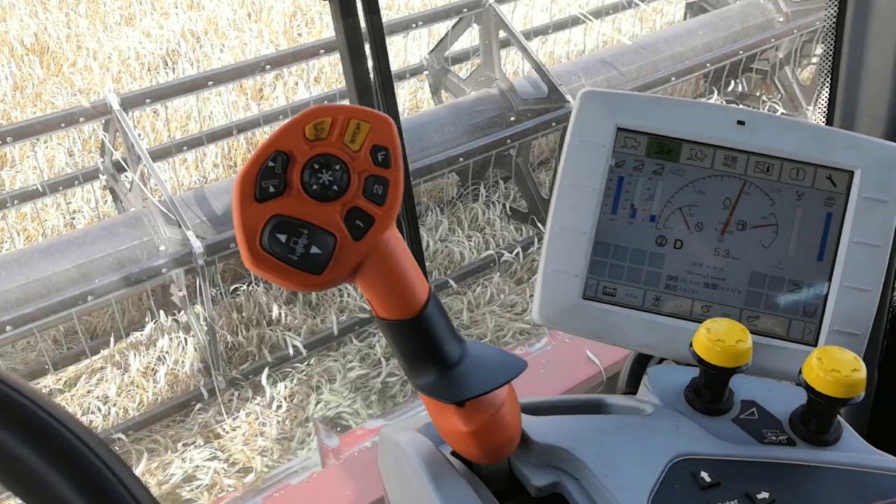 Торум 785. В работе, набор бункера. смотреть онлайн