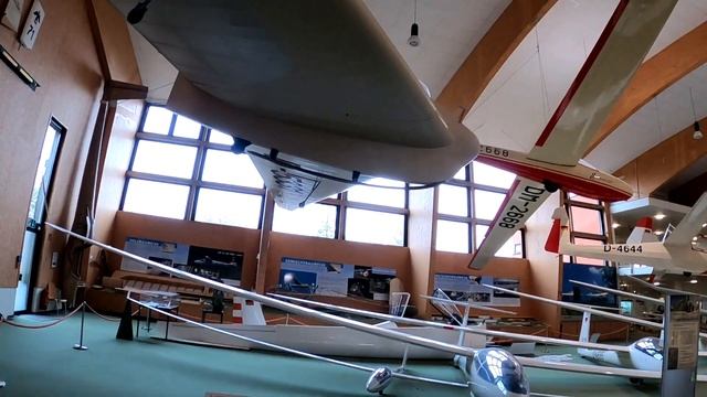Путешествие во времени. Авиационный музей. Самая большая в мире коллекция планеров. #планер