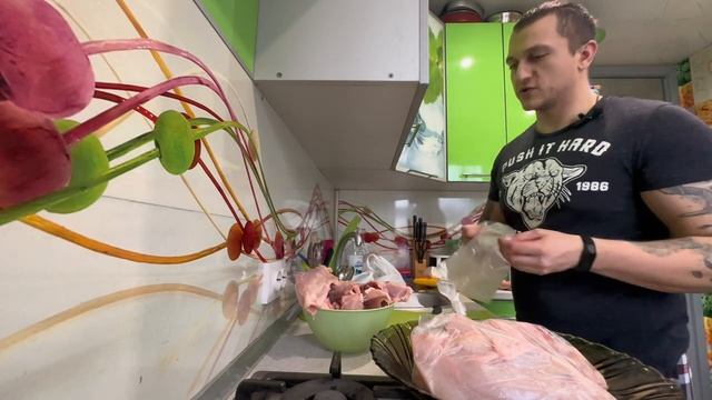 ПОСЛЕ ЭТОЙ ЕДЫ ВЫ НЕ УЗНАЕТЕ СВОЮ СОБАКУ! ЧЕМ КОРМИТЬ СОБАКУ В 2023? смотреть онлайн