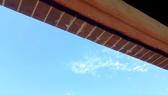 Эту работу необходимо сделать до установки окон!