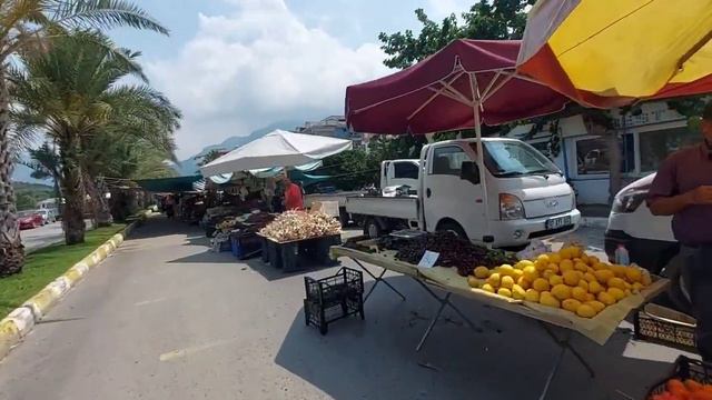 Сегодня среда и  базар в Кестеле. Думала дороже чем в Махмутларе,  но нет ошиблась