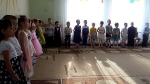 Песня про бабушку "Ручки золотые". Средняя группа. 8 марта.