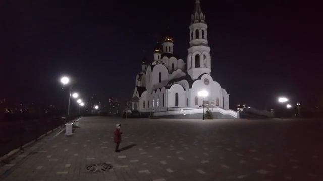 вечерняя прогулка возле Свято-Иверского женского монастыря смотреть онлайн