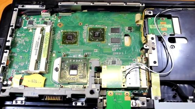 Asus k50af Как разобрать, почистить и заменить термопасту смотреть онлайн