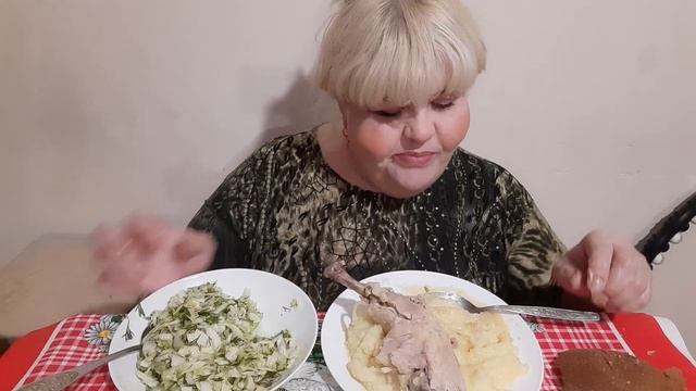 МУКБАНГ.ЖРУ ПЕРЕД СНОМ НЕ ПО ДЕТСКИ смотреть онлайн