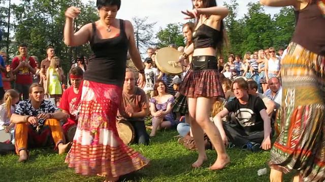 Хиппятник 2013 ) смотреть онлайн