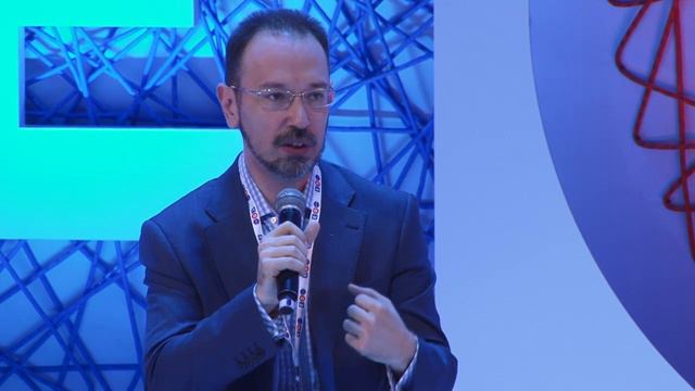 Каким должно быть образование следующих поколений? смотреть онлайн