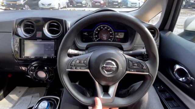 СВЕЖИЙ NISSAN NOTE e-POWER X 2018 смотреть онлайн