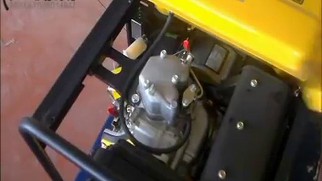 Kipor Diesel Generator KDE7000E3 first start and How to change oil and filters смотреть онлайн