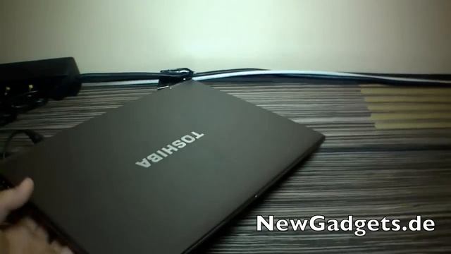 First Hands On of the Toshiba Portege Z830 at IFA 2011 смотреть онлайн