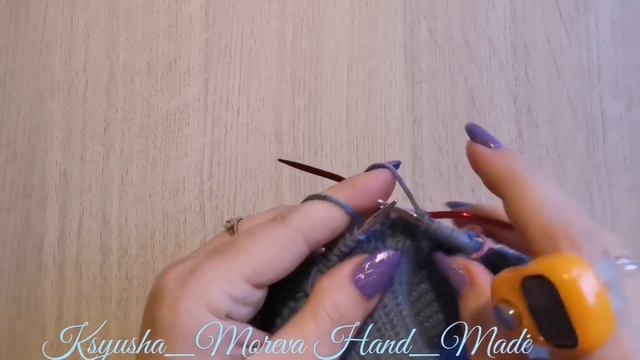 Шапка спицами. Снуд коса 15петель. Зимний комплект спицами. смотреть онлайн