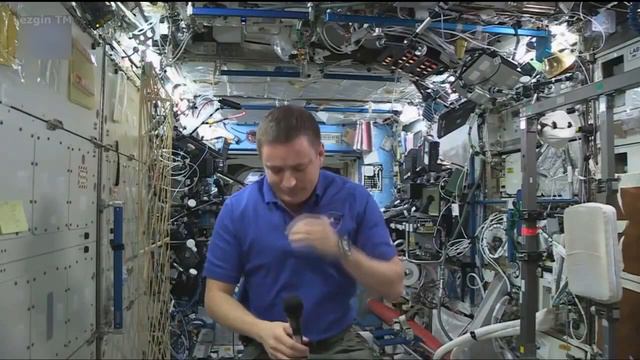 Лживый космос / Космо-шоу / Подборка ляпов в космонавтике / Космонавты-актёры / Ложные кадры космос смотреть онлайн