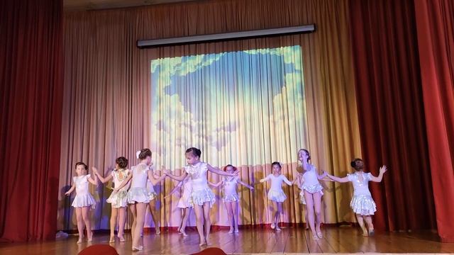 Танец лебедей 2100 гимнастика смотреть онлайн