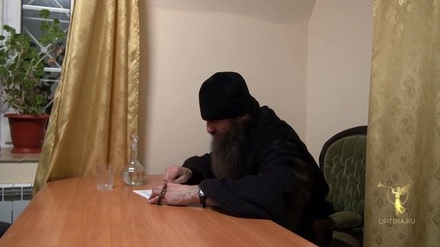 Иеромонах Нил (Парнас) отвечает на вопросы в доме паломника (15.11.2018) смотреть онлайн