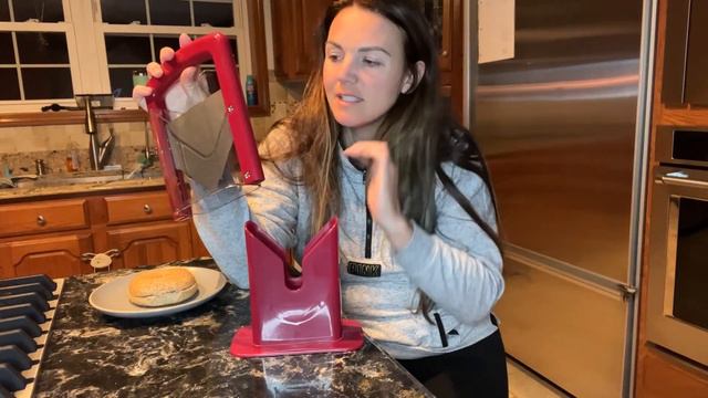 Review of Bagel Slicer for Home, Bagel Cutter Stainless Steel (Red) смотреть онлайн