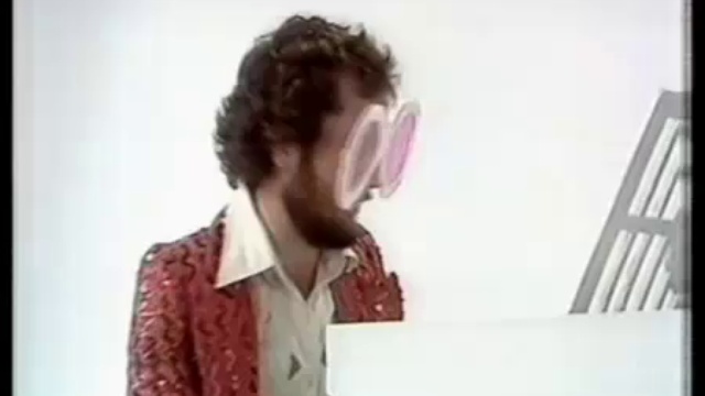 Пародия на Элтона Джона смотреть онлайн