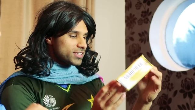 Tasting Snacks | Pakistan vs India | Rahim Pardesi смотреть онлайн