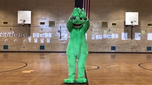 PhysEdZone: “Crazy Frog” PE Dance Fitness Workout | Brain Break -Axel F смотреть онлайн