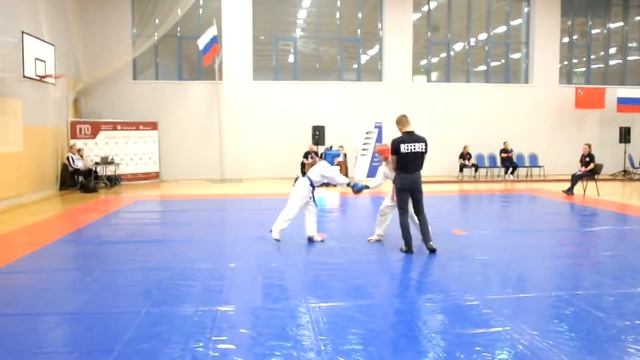 Открытый турнир по рукопашному бою. Домодедово. 18.11.17 Игорь в красном. Первый бой. смотреть онлайн