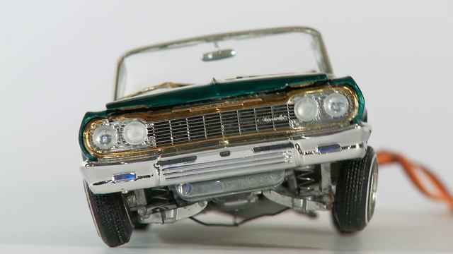 1964 Impala Lowrider - Unboxing and Review смотреть онлайн