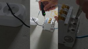 Работа трёхфазного автоматического выключателя.