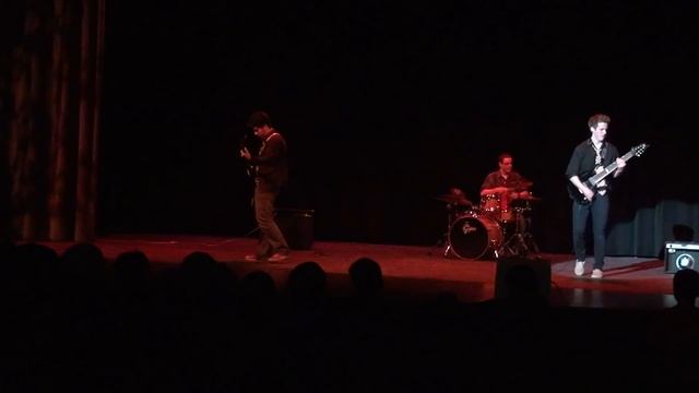 Green High School Talent Show - Brain Stew/Jaded смотреть онлайн