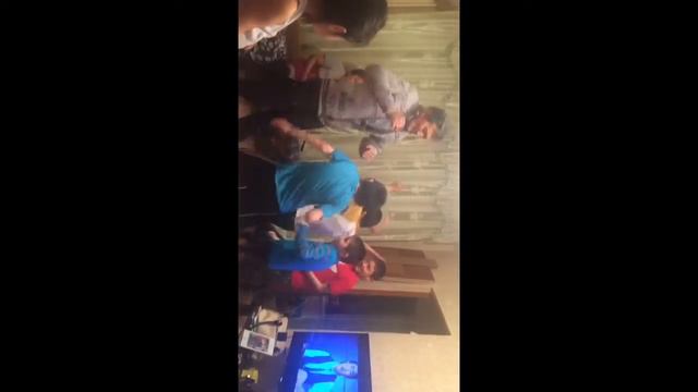 Дамир танцует смотреть онлайн