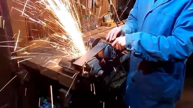 Самодельная станина для болгарки УШМ смотреть онлайн