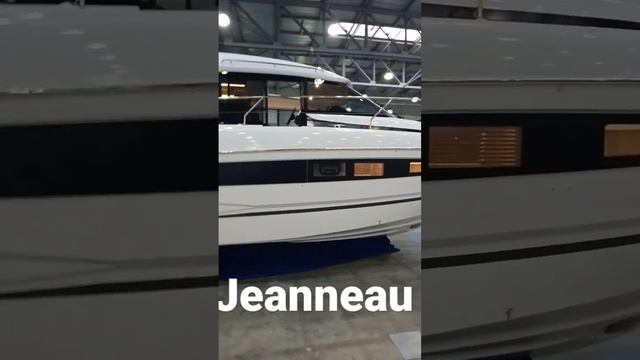 Jeanneau NC32 на выставке Moscow Boat Show 2023 смотреть онлайн