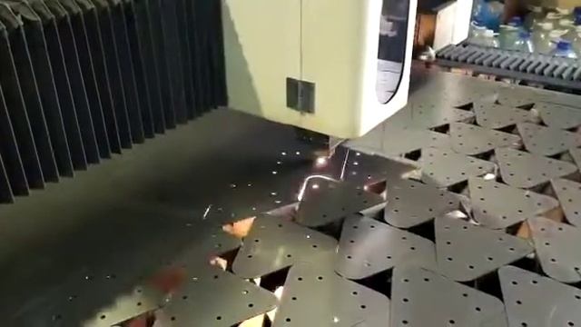 Крепежная пластина смотреть онлайн