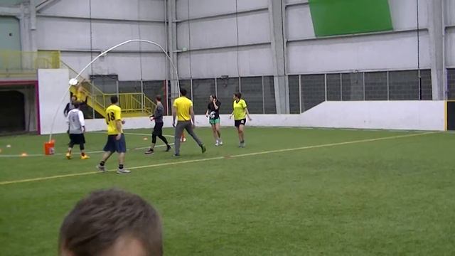 Team Grey Moles (Nora) vs Team Yellow (Lucy) - Part 1 смотреть онлайн