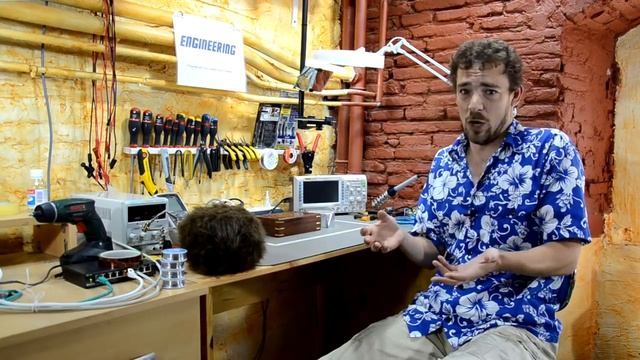 Make your own stylish smartphone Faraday Box in 10 minutes смотреть онлайн