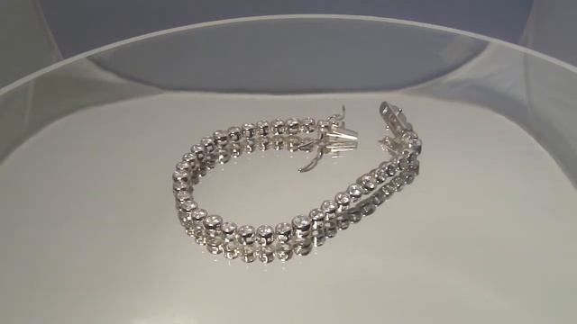 серебряный браслет мягкий с цирконами - serebrim.ru смотреть онлайн