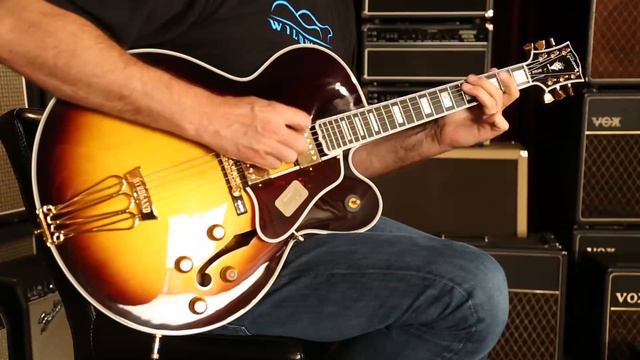 Gibson Custom Shop Byrdland • SN: 10943001 смотреть онлайн