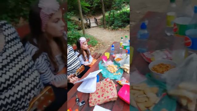 Sreken sum samo vo koliba mala смотреть онлайн