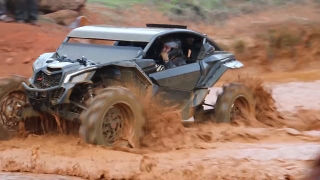 Обзор мотовездехода Can-Am Maverick X3 X MR смотреть онлайн