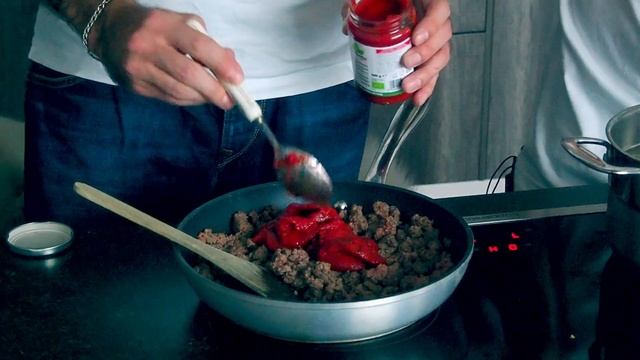 Как бежать быстрее? Что есть перед бегом? Кулинарное интервью: Сергей Муратов смотреть онлайн