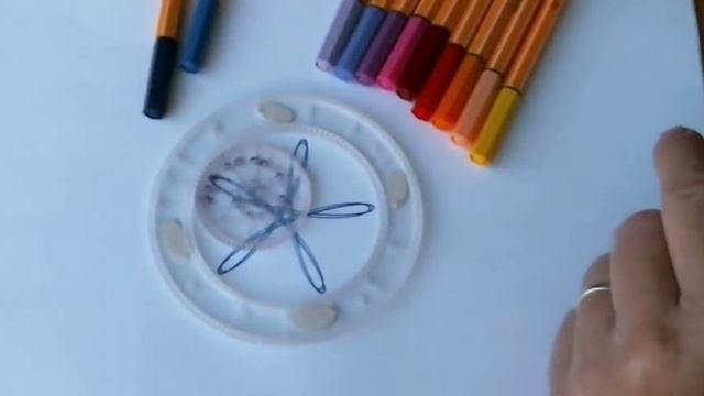 How to Draw a Spirograph 5-pointed Star смотреть онлайн