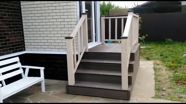 Большое крыльцо из ДПК к дому на металлическом каркасе смотреть онлайн