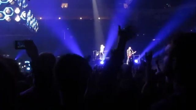 MUSE - "Undisclosed Desires" (LIVE) 2ND LAW TOUR @Oracle Arena in Oakland CA on 01/28/13 смотреть онлайн