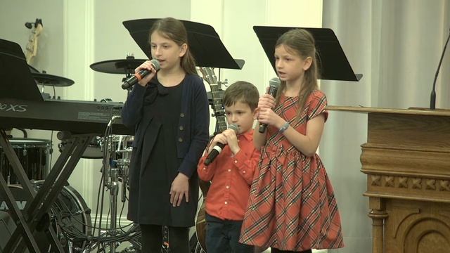 SBC "Наступило Рождество" Лия, Эвелина и Андрей (Свет Надежды) Christmas 12.26.2021 смотреть онлайн
