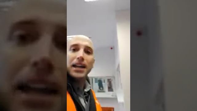 Грэм Филлипс арестован, видеозапись из полицейского участка смотреть онлайн
