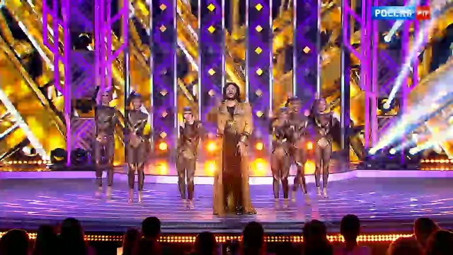 Филипп Киркоров " Включаем радость выключаем грусть " Субботний вечер эфир 10.11.2018 год . смотреть онлайн