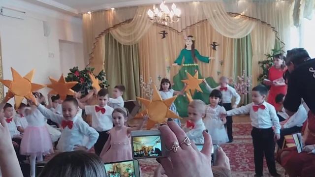 Танец солнышек смотреть онлайн