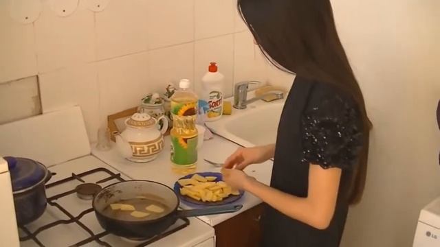 Как правильно жарить картошку Прикол смотреть онлайн